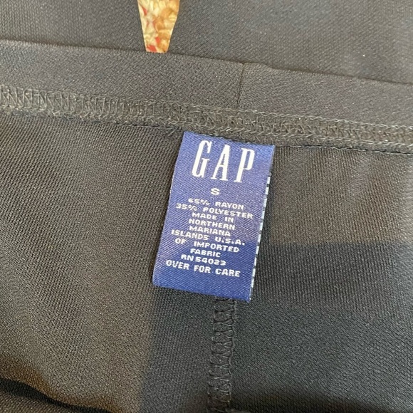 GAP Black Stretchy Pants - Picture 3 of 3